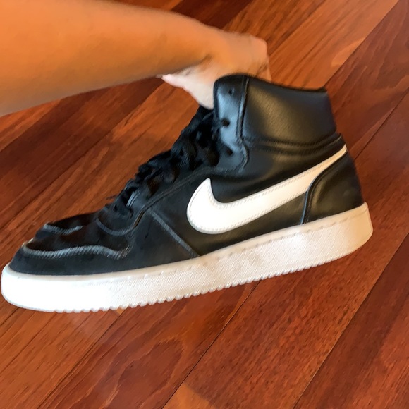 Nike Hi Tops, Classic Old School - Picture 4 of 8